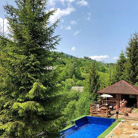 Aspen Hotel Slavske Bagian luar foto
