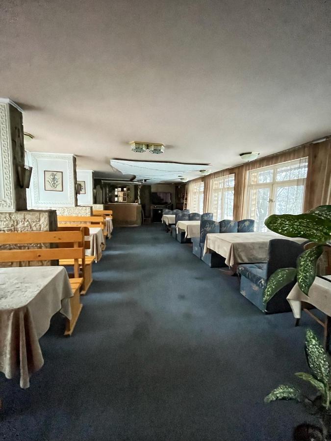 Aspen Hotel Slavske Bagian luar foto
