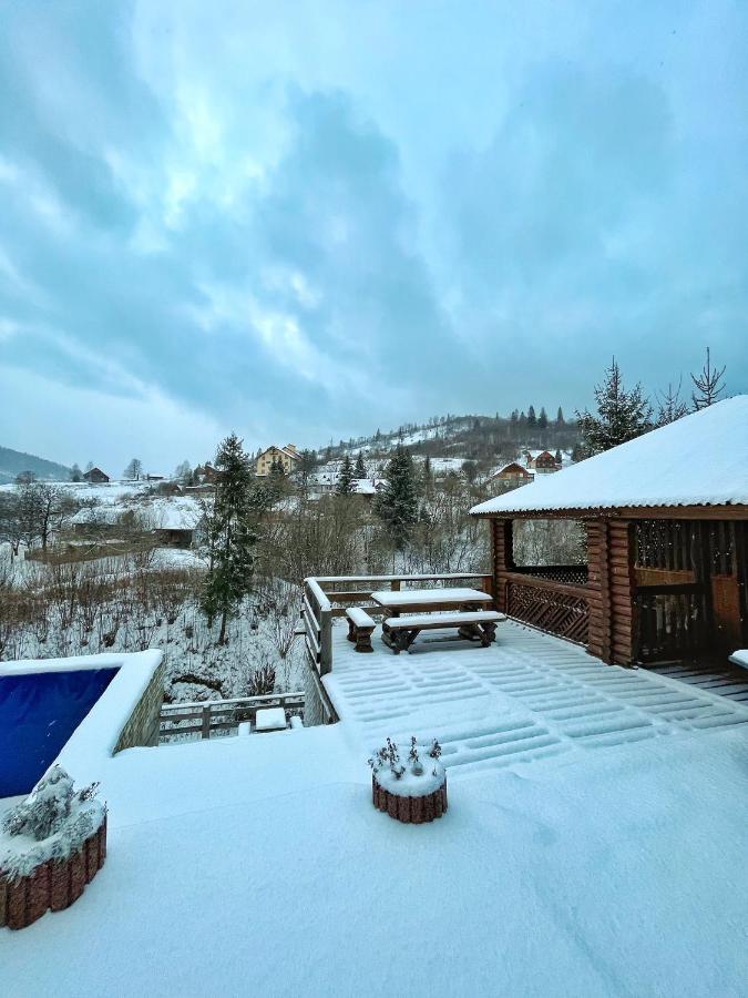Aspen Hotel Slavske Bagian luar foto