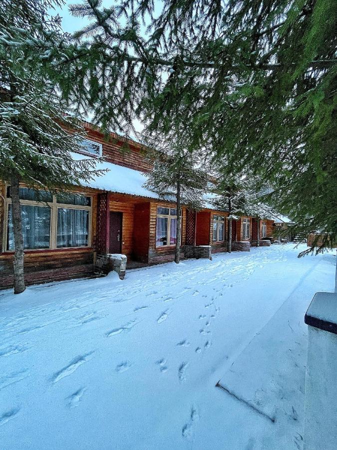 Aspen Hotel Slavske Bagian luar foto