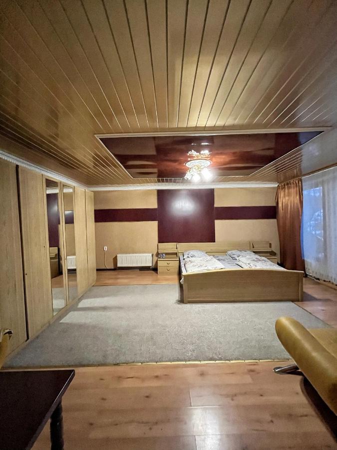 Aspen Hotel Slavske Bagian luar foto