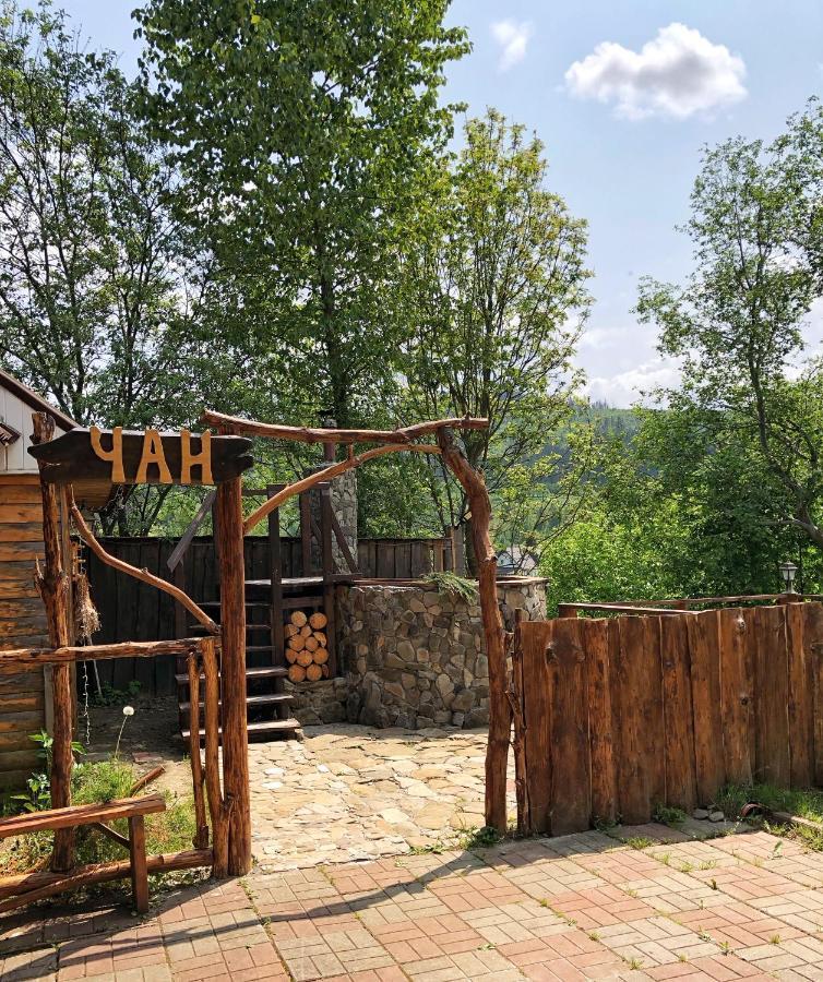 Aspen Hotel Slavske Bagian luar foto