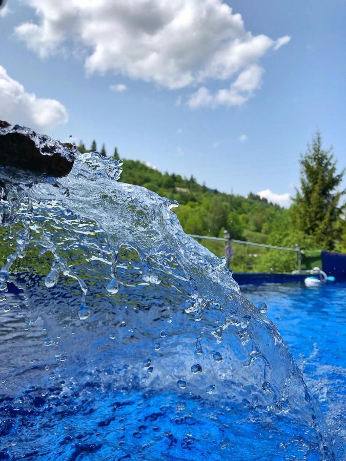 Aspen Hotel Slavske Bagian luar foto