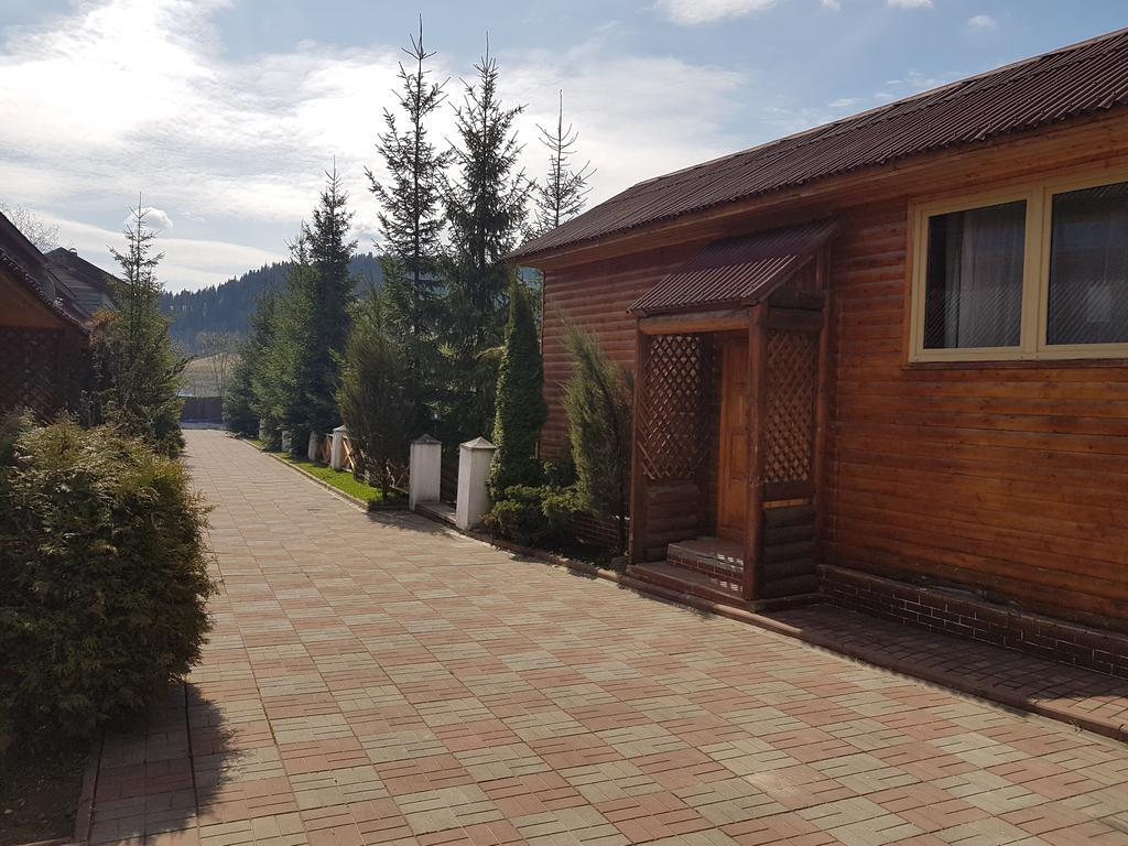 Aspen Hotel Slavske Bagian luar foto
