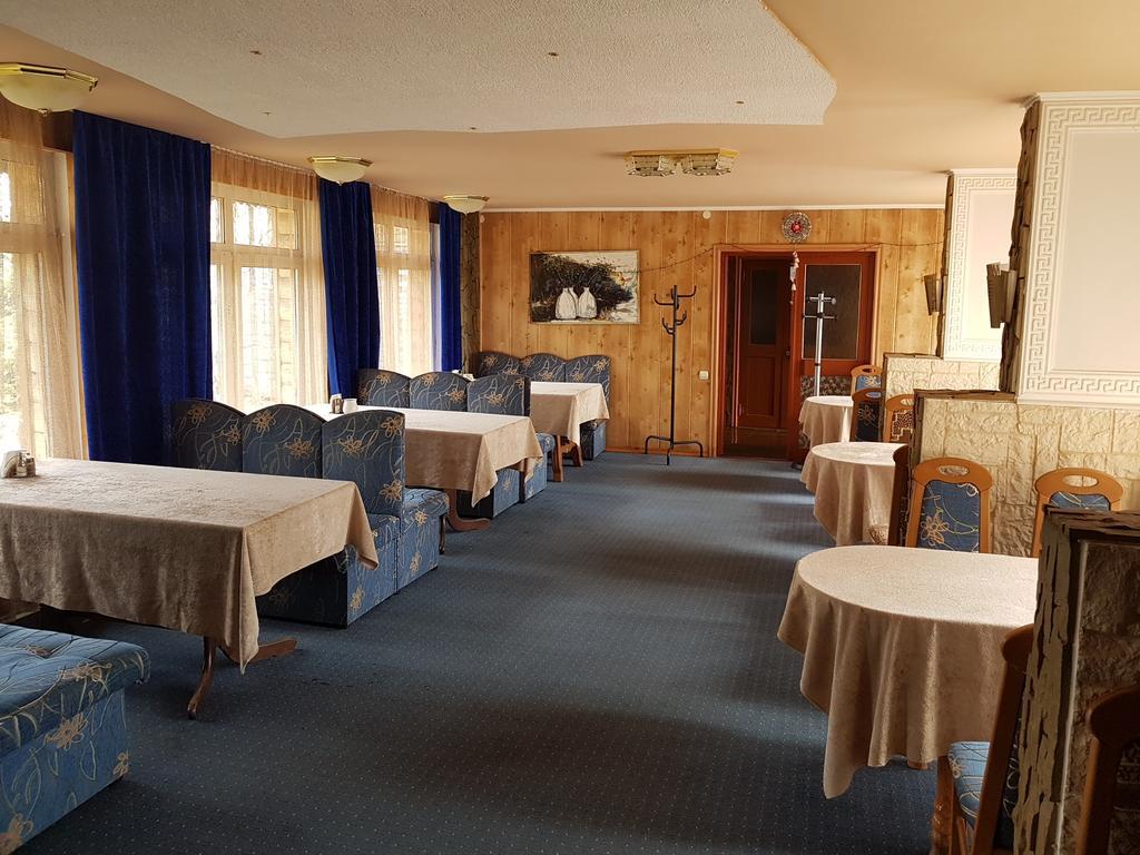 Aspen Hotel Slavske Bagian luar foto