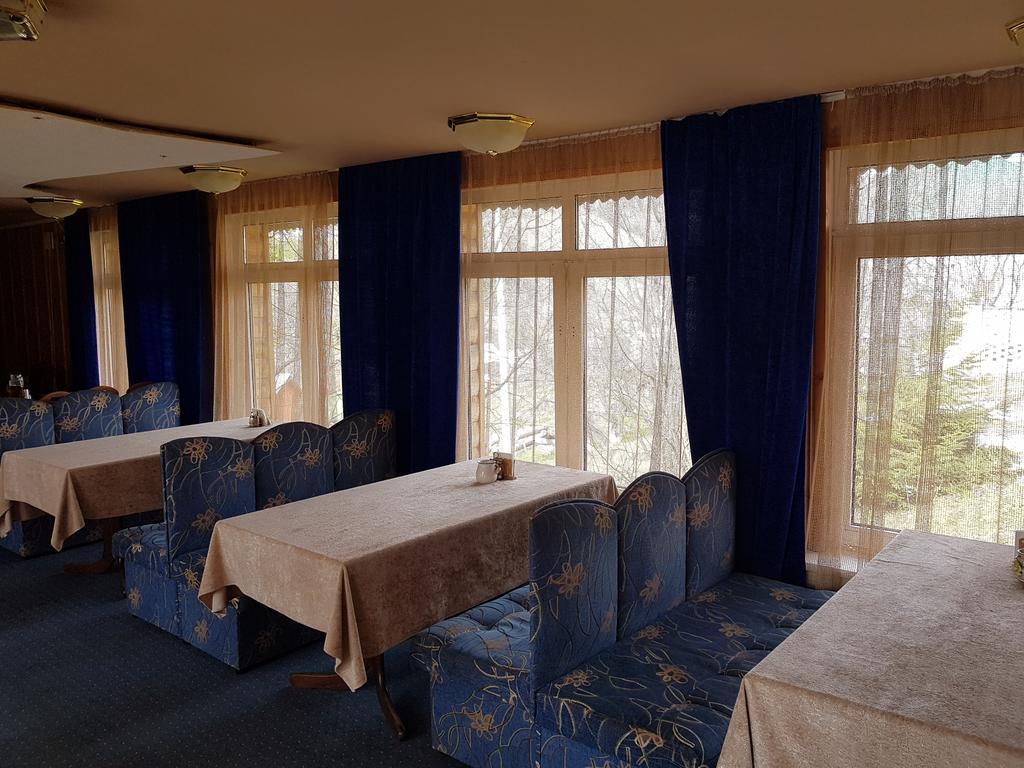 Aspen Hotel Slavske Bagian luar foto